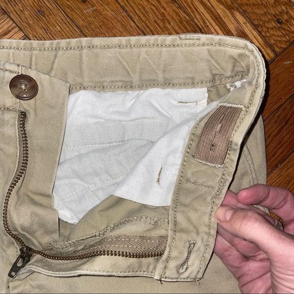 Boys’ Lands End Tan Khakis 28x27.5 - Picture 2 of 7